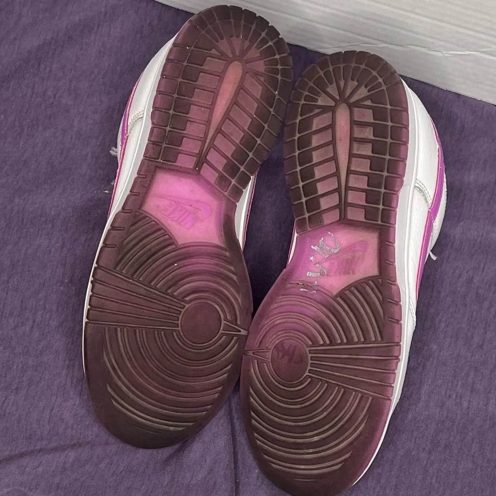 Nike Low Dunks White and Pink/purple Sneakers - Picture 7 of 13